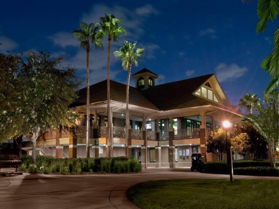 297475_164371856979911_182222410